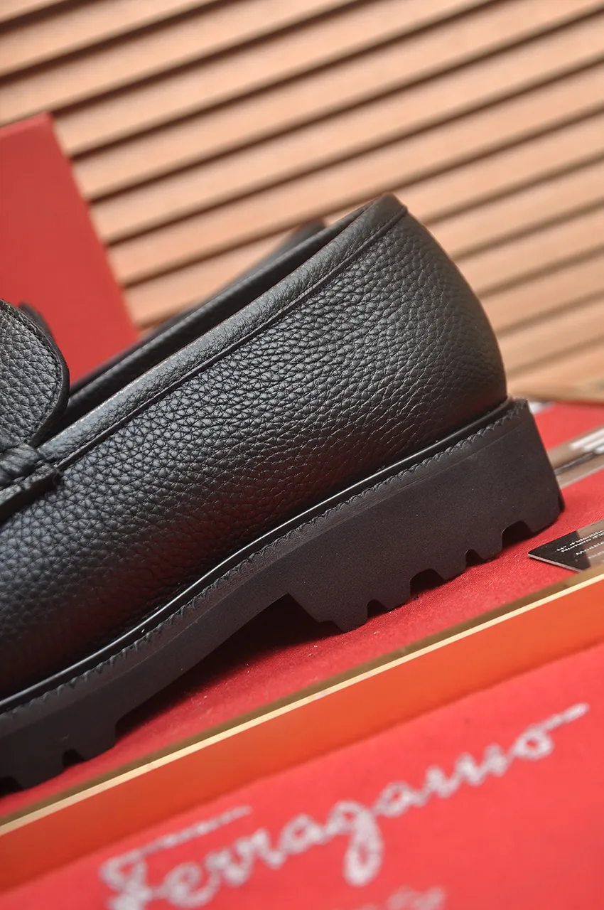 Men's Men's Shoes💰560💶[[HERMES]] (High-end Niuli) New 🍀 HERMES - top version of Ferragamo's classic casual leather shoes! Made of imported original cowhide, the inner top layer is comfortable cowhide lining! Original wear-resistant rubber outsole! High quality products! Code number 38-45 (45 customized)